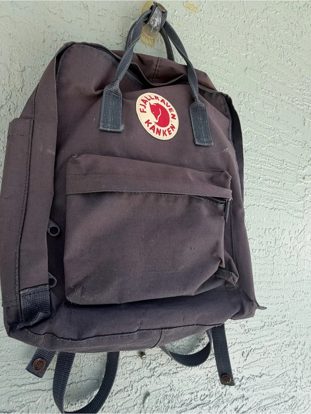 Fjallraven Kånken Backpack - Dark Brown with Red Logo